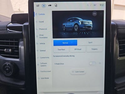 2025 Ford F-150 Lightning Flash