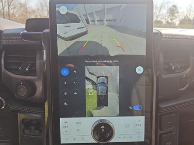 2025 Ford F-150 Lightning Platinum