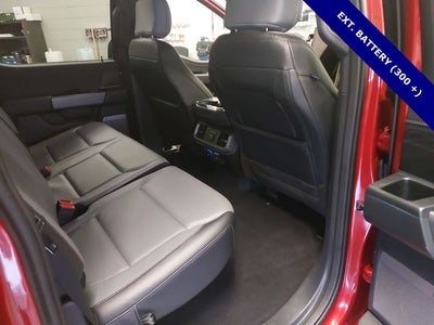 2025 Ford F-150 Lightning Lariat