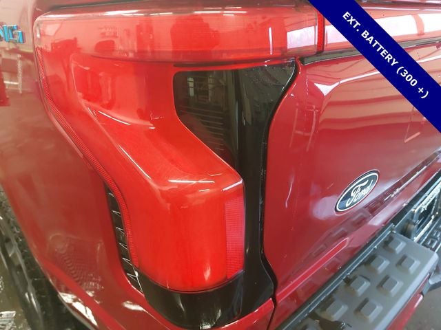 2025 Ford F-150 Lightning Lariat