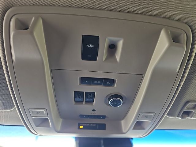 2016 Cadillac Escalade ESV Luxury