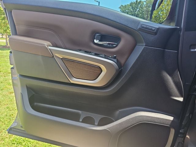 2024 Nissan Titan Platinum Reserve