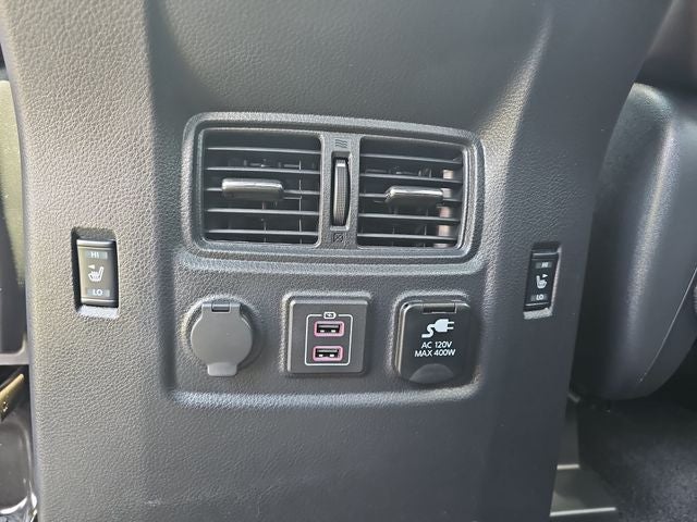2024 Nissan Titan Platinum Reserve