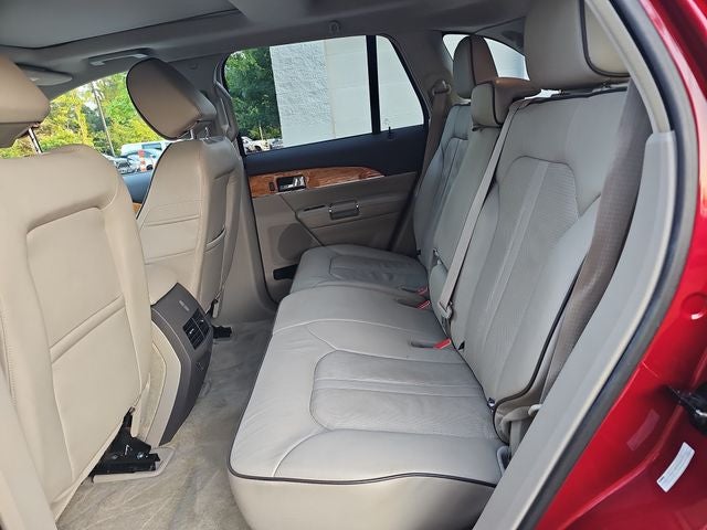 2015 Lincoln MKX Base