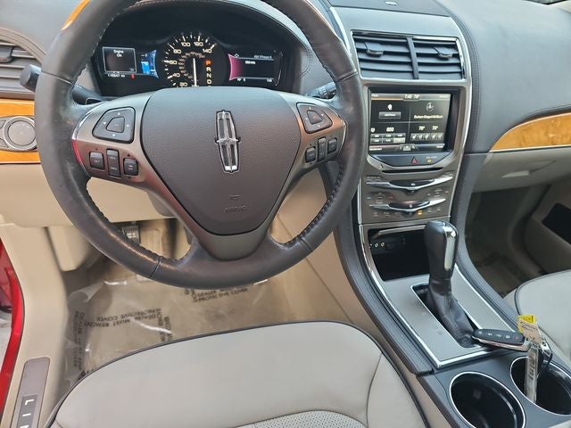 2015 Lincoln MKX Base
