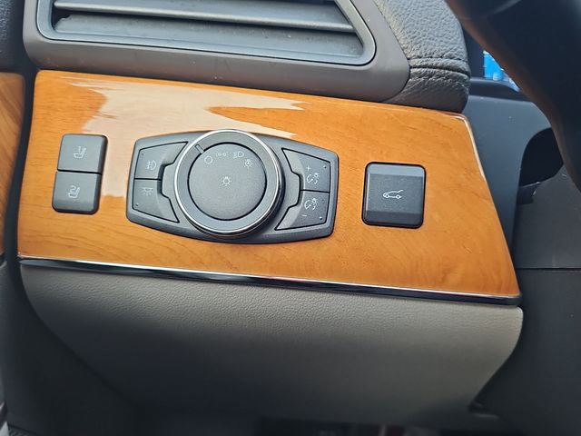 2015 Lincoln MKX Base