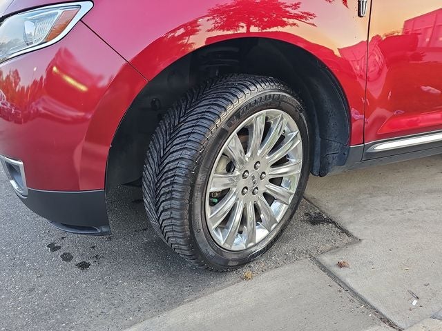 2015 Lincoln MKX Base
