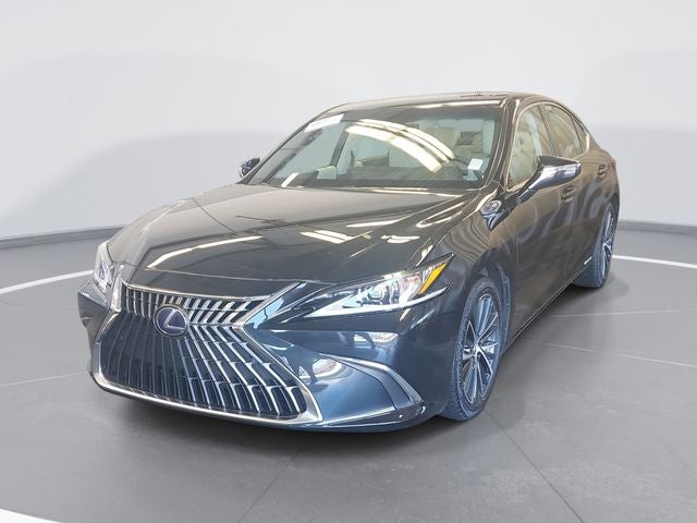 2022 Lexus ES 300h