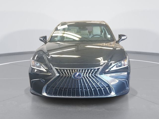 2022 Lexus ES 300h