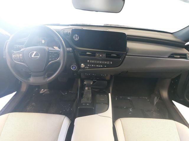 2022 Lexus ES 300h
