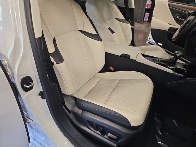 2024 Lexus ES 350 Ultra Luxury