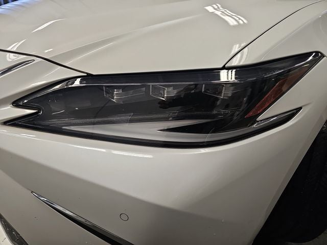 2024 Lexus ES 350 Ultra Luxury