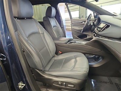 2022 Buick Enclave Essence