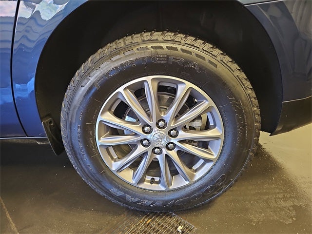 2022 Buick Enclave Essence