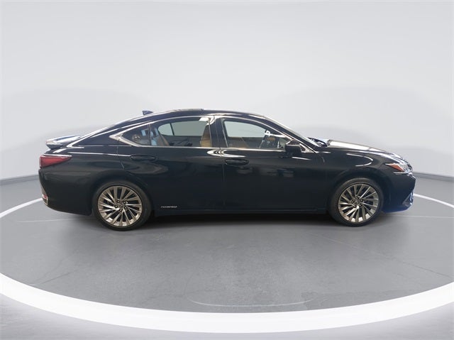 2019 Lexus ES 300h