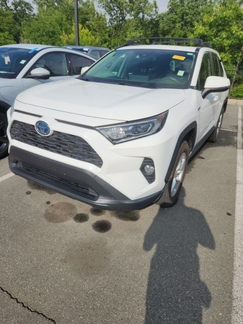 2020 Toyota RAV4 Hybrid XLE