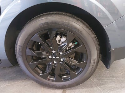 2023 Kia Carnival SX