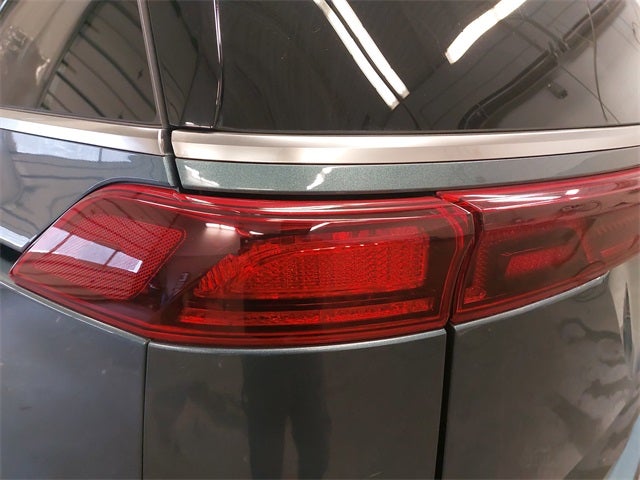 2023 Kia Carnival SX