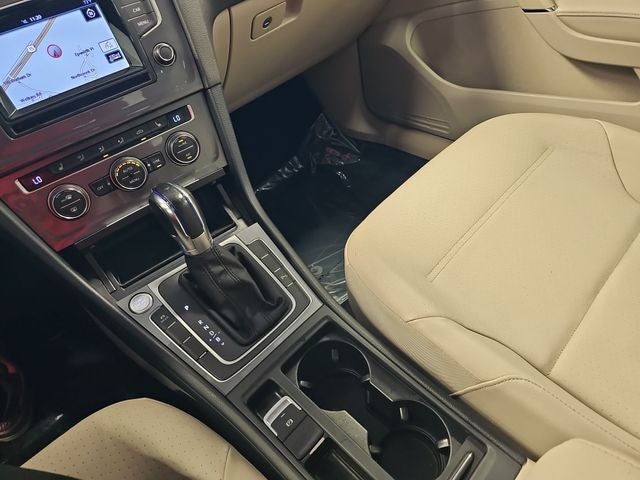 2015 Volkswagen e-Golf SEL Premium