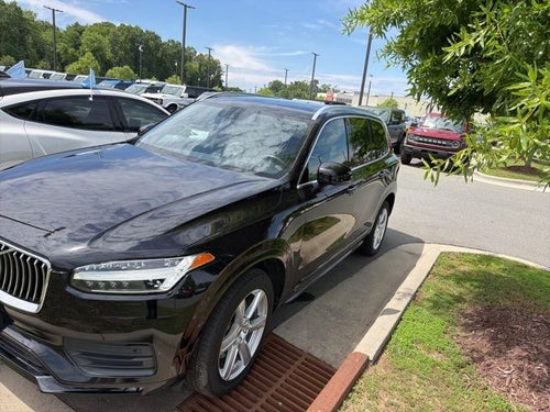 2020 Volvo XC90 T6 Momentum