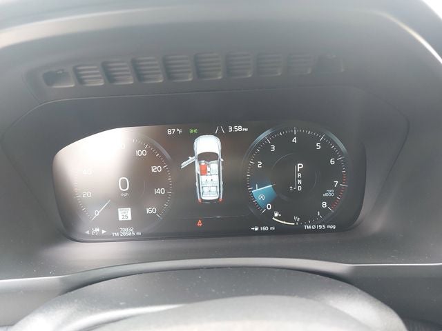 2020 Volvo XC90 T6 Momentum