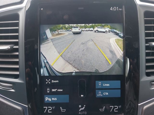 2020 Volvo XC90 T6 Momentum