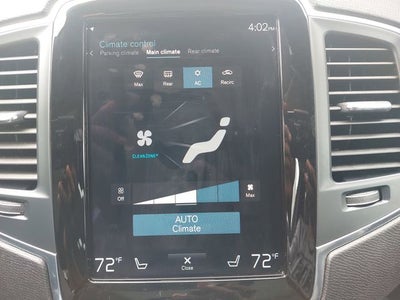 2020 Volvo XC90 T6 Momentum
