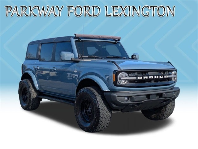 2024 Ford Bronco Outer Banks