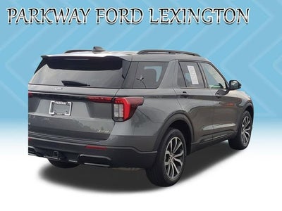 2025 Ford Explorer ST-Line