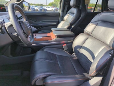 2025 Lincoln Navigator L Black Label