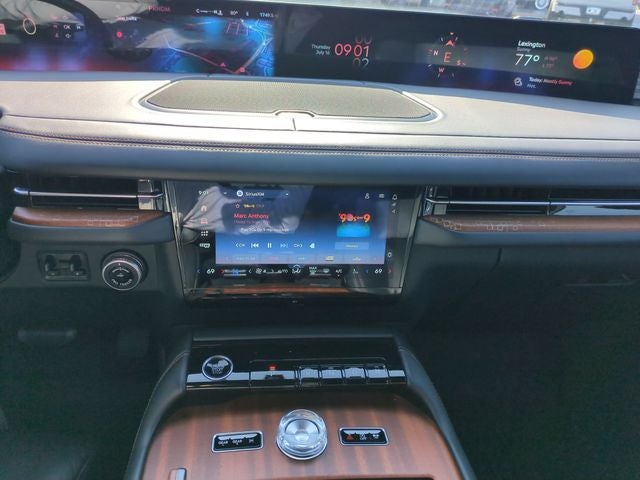 2025 Lincoln Navigator L Black Label