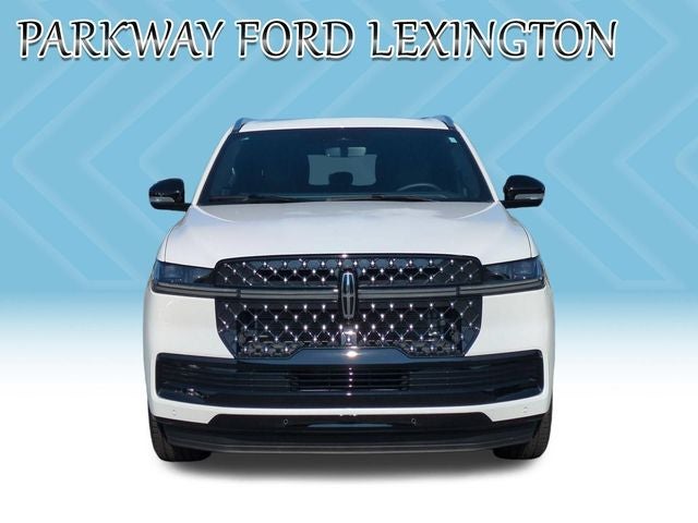 2025 Lincoln Navigator L Black Label