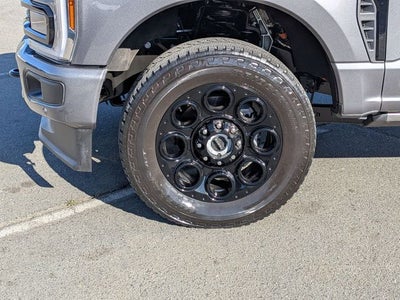 2025 Ford F-350SD Platinum