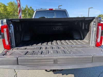 2025 Ford F-350SD Platinum