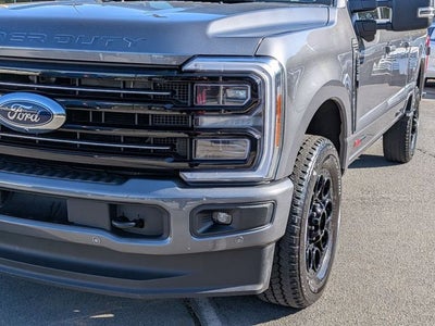 2025 Ford F-350SD Platinum