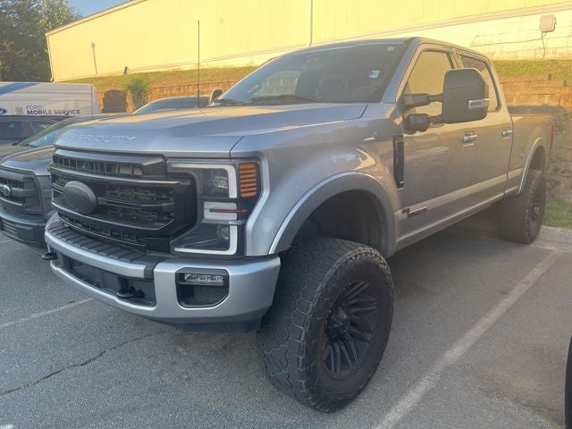2022 Ford F-350SD Lariat