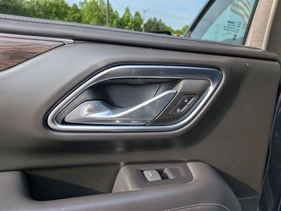 2024 Chevrolet Suburban LT