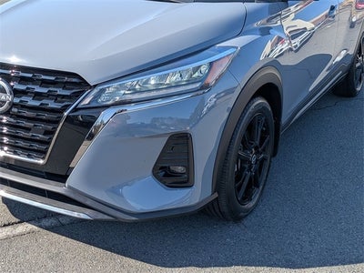 2023 Nissan Kicks SR