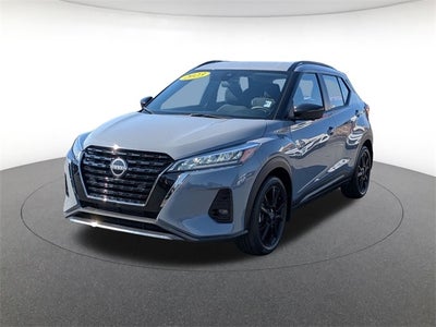 2023 Nissan Kicks SR