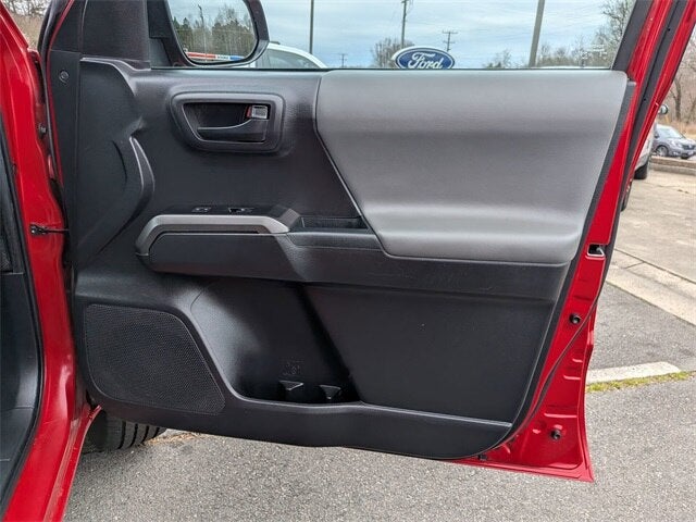 2022 Toyota Tacoma SR5 V6