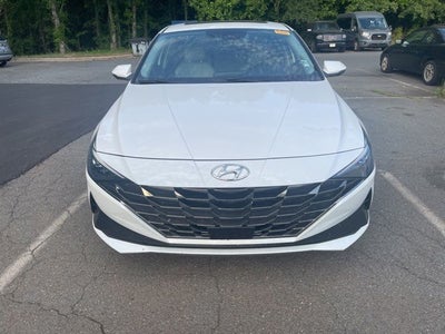 2022 Hyundai Elantra Limited