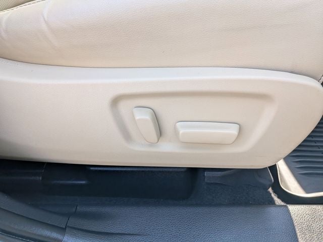 2019 Toyota Highlander Limited Platinum