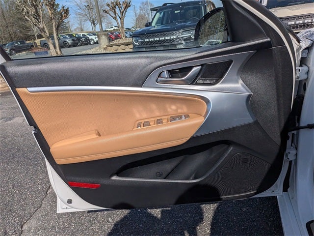 2022 Genesis G70 3.3T