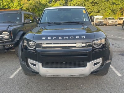 2024 Land Rover Defender 110 SE