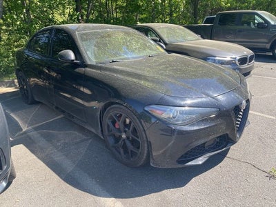 2019 Alfa Romeo Giulia Base